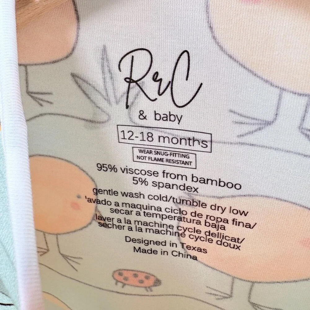 NWOT Bamboo Spring Chick Ladybug Print Convertible Zippered Sleeper 12-18m